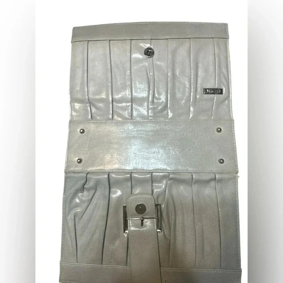 Miche interchangeable purse- base bag plus 10 shells- 5 never used - Picture 14 of 16